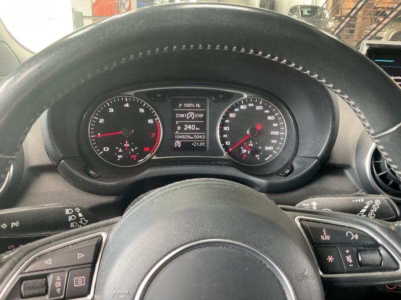 Audi A1 Sportback 1.0 TFSI — zdjęcie 13