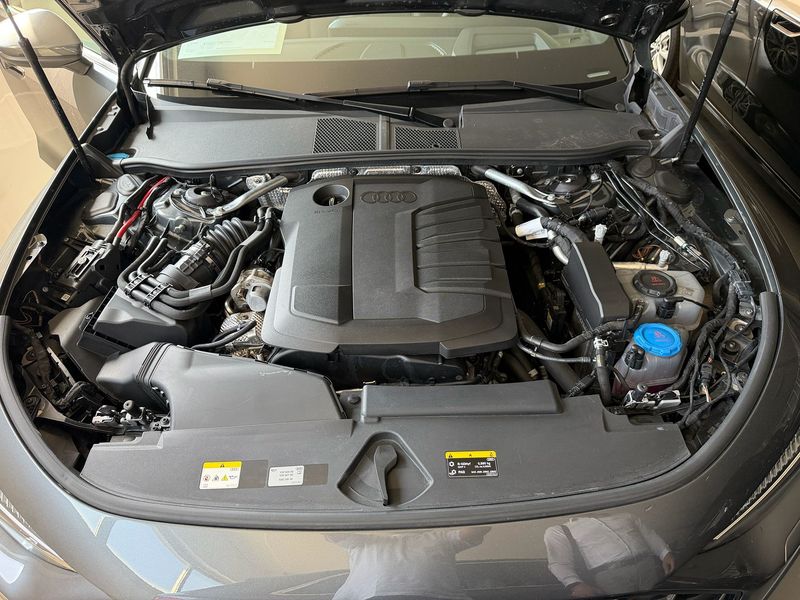 Audi A5 2.0 TDI Mild-Hybrid S line — zdjęcie 8