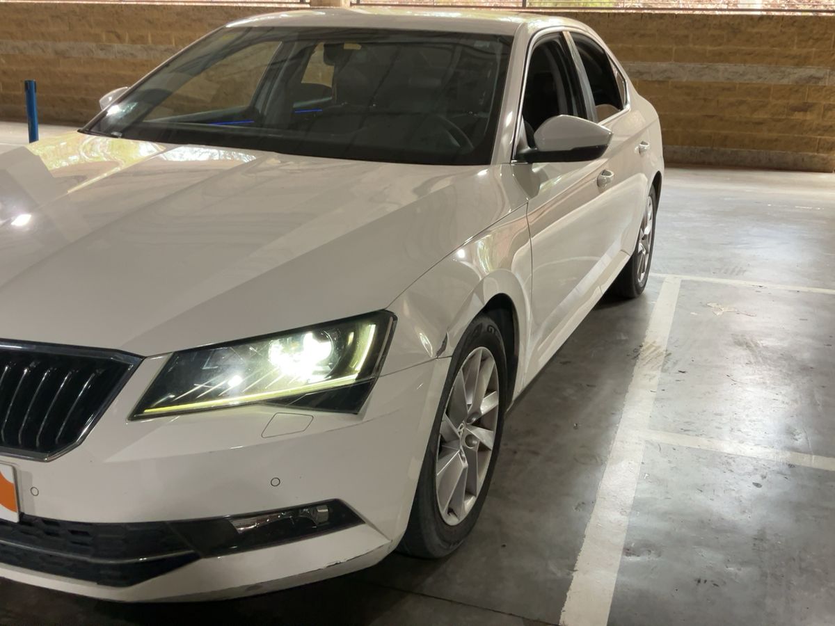 Skoda Superb 2.0 TDI Ambition