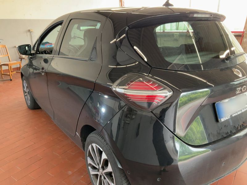 Renault Zoe electric drive 51 kW Intens — zdjęcie 3