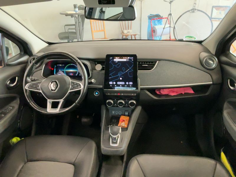 Renault Zoe electric drive 51 kW Intens — zdjęcie 12