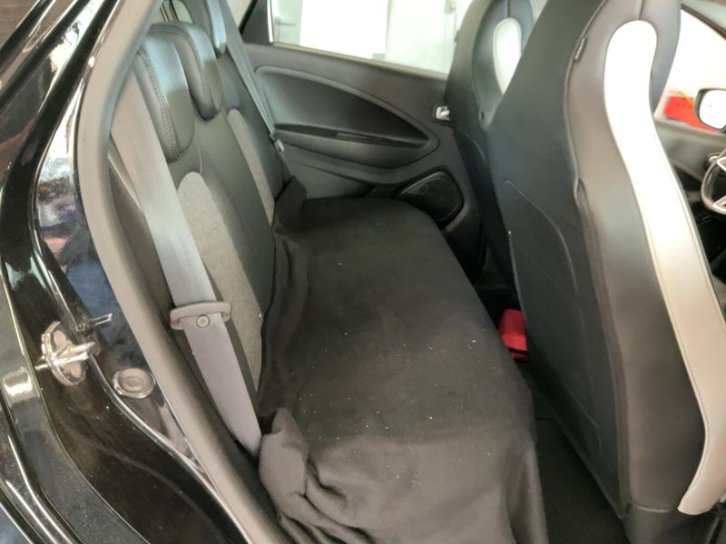 Renault Zoe electric drive 51 kW Intens — zdjęcie 14