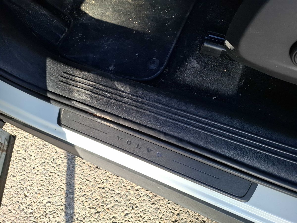 Volvo XC40 2018 — photo 50