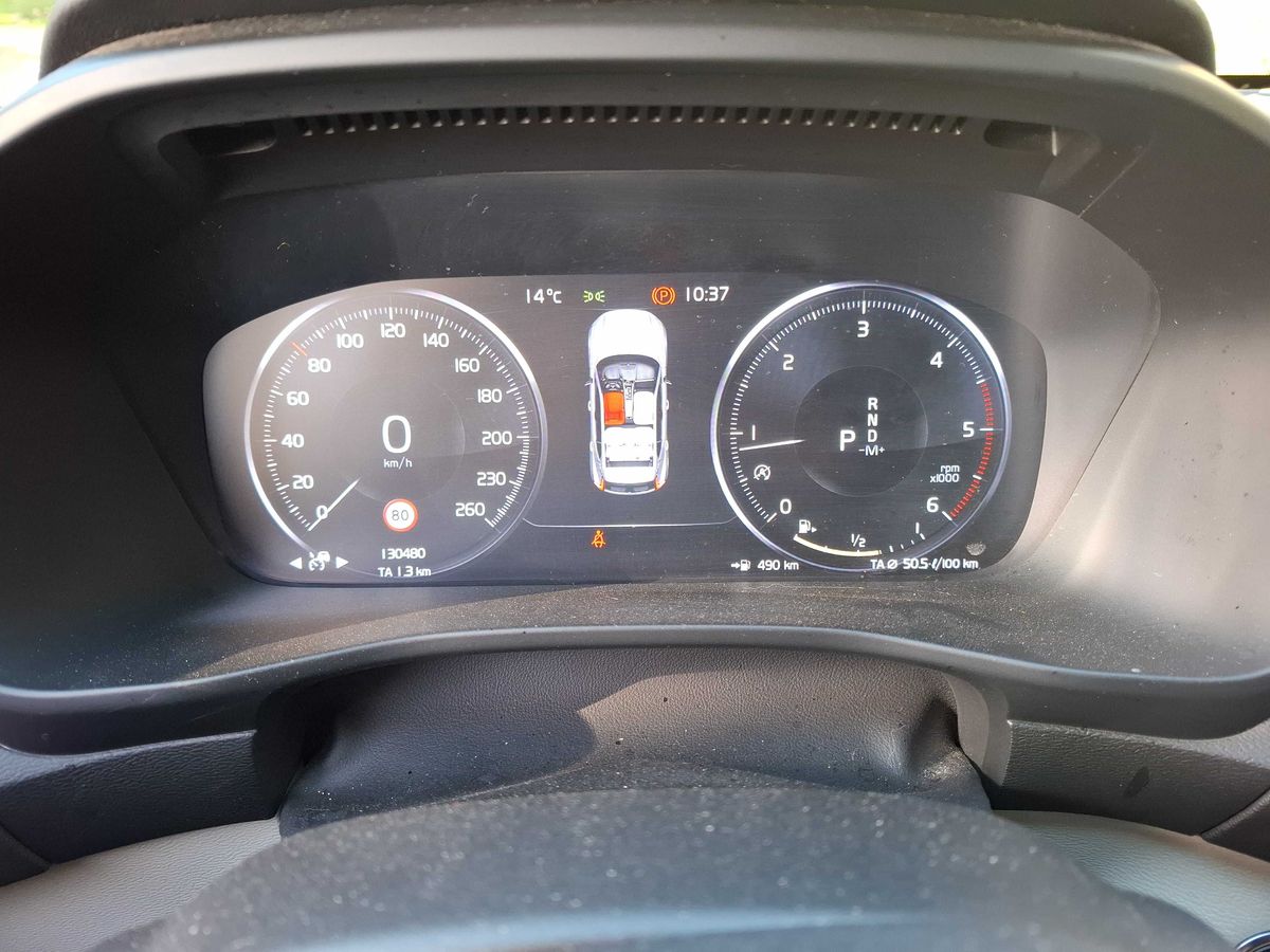 Volvo XC40 2018 — photo 13