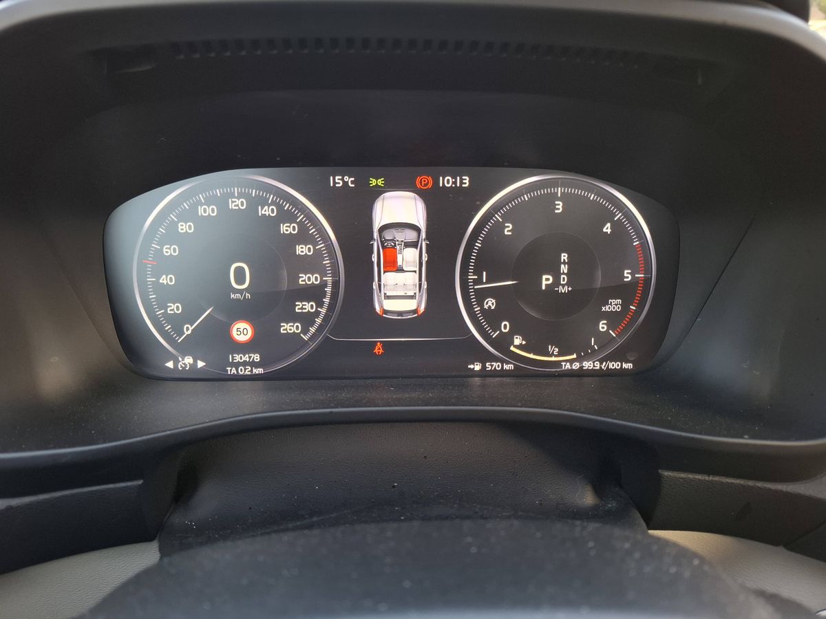 Volvo XC40 2018 — photo 60