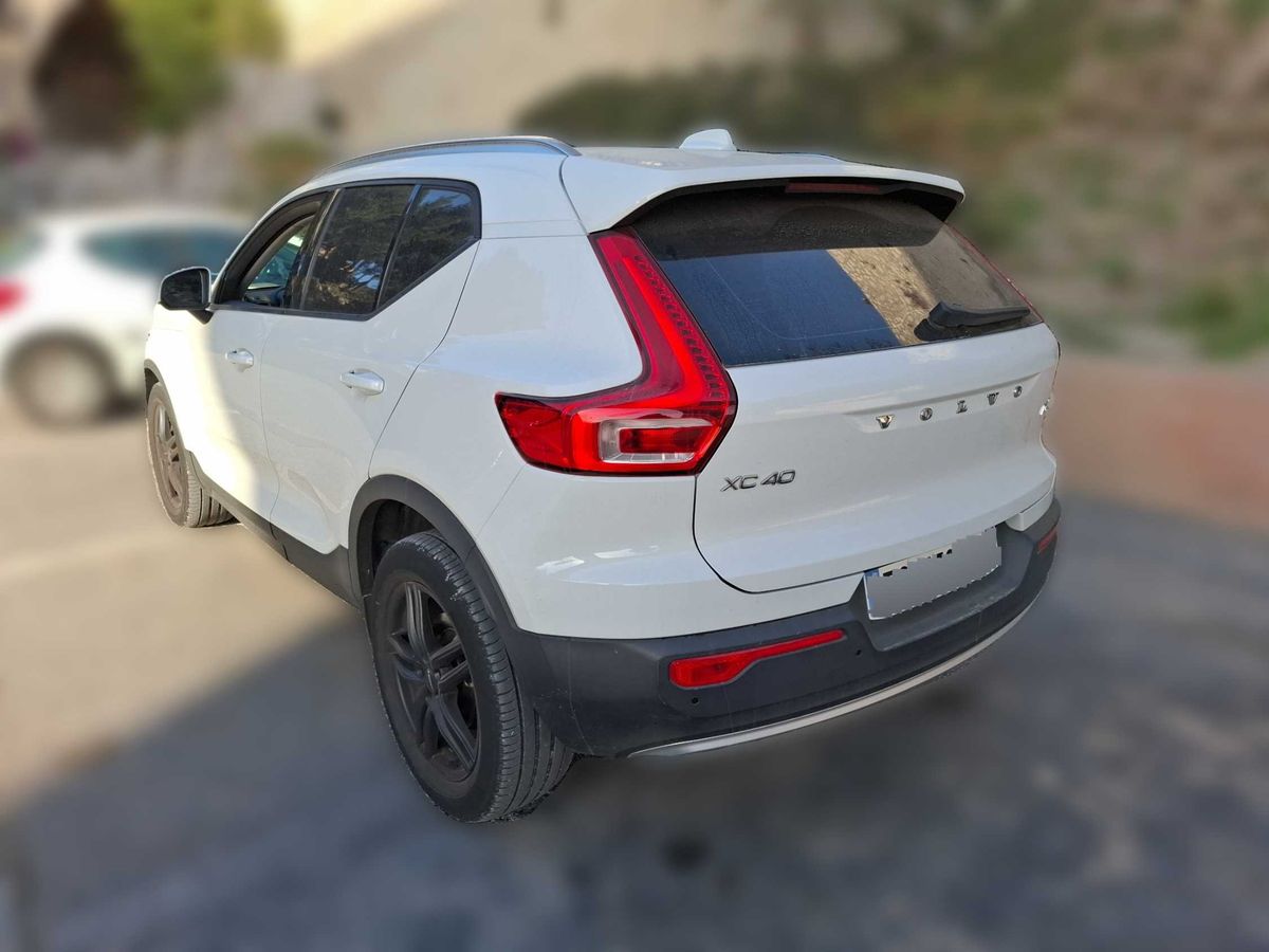 Volvo XC40 2018 — photo 4