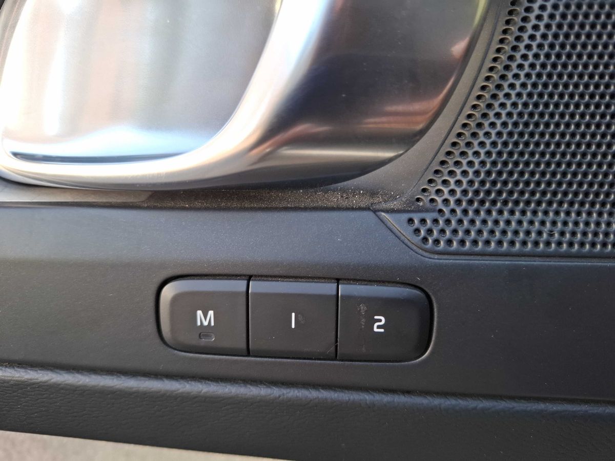 Volvo XC40 2018 — photo 68