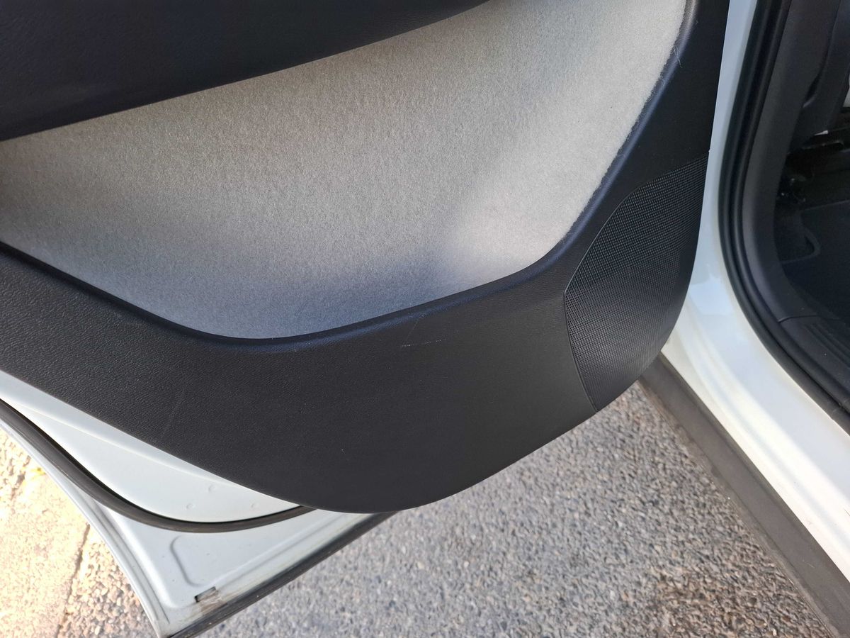Volvo XC40 2018 — photo 46