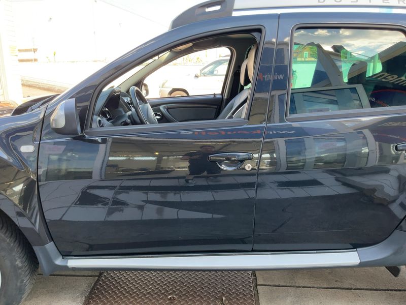 Dacia Duster 1.6 SCe Prestige 4x2 — zdjęcie 4