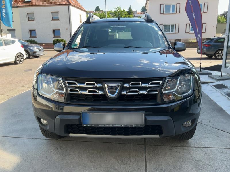 Dacia Duster 1.6 SCe Prestige 4x2 — zdjęcie 9