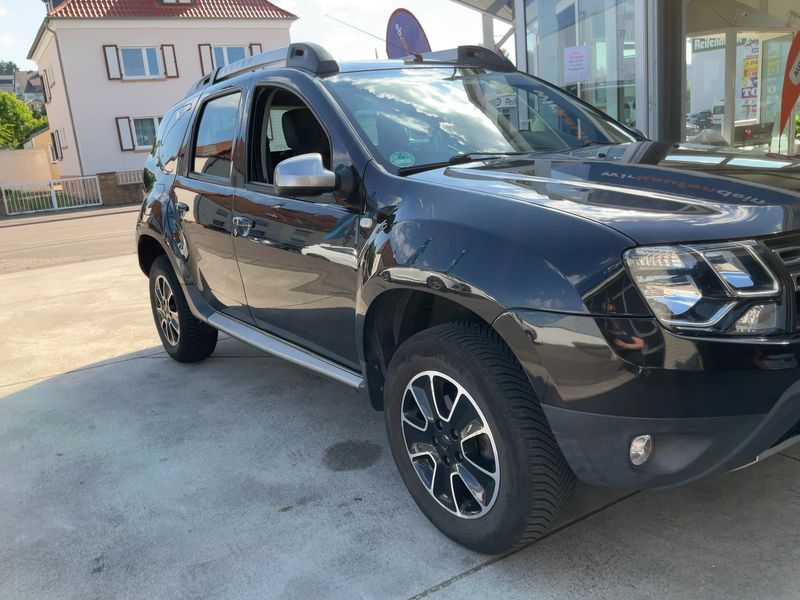 Dacia Duster 1.6 SCe Prestige 4x2 — zdjęcie 8