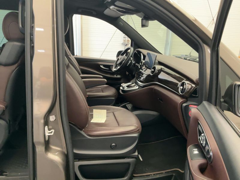 Mercedes-Benz V-Klasse V 250 d BlueTEC Edition 1 — zdjęcie 11