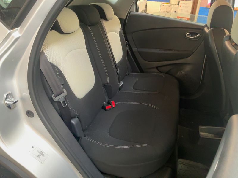 Renault Captur 1.5 dCi Energy Business — zdjęcie 14
