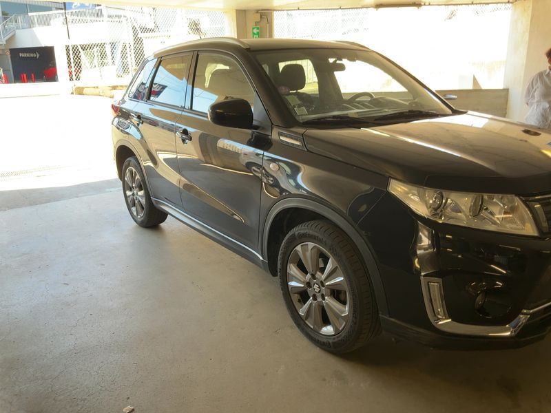 Suzuki Vitara 1.0 BoosterJet Comfort — zdjęcie 8