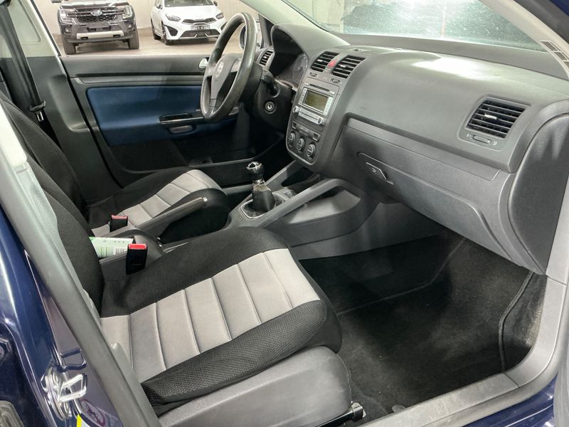 Volkswagen Golf V 1.4 Trendline — zdjęcie 3