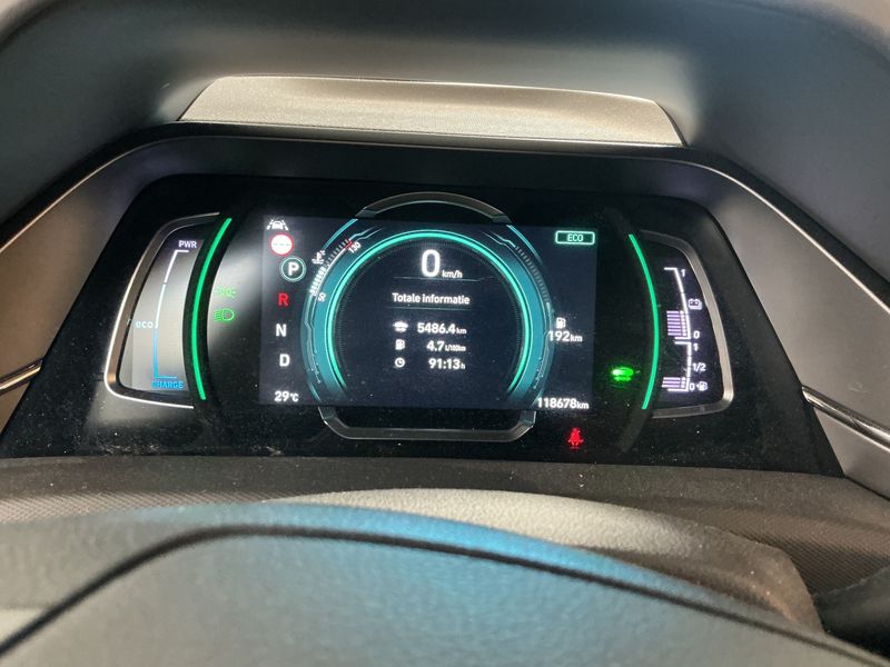 Hyundai IONIQ 1.6 Hybrid Advantage — zdjęcie 13