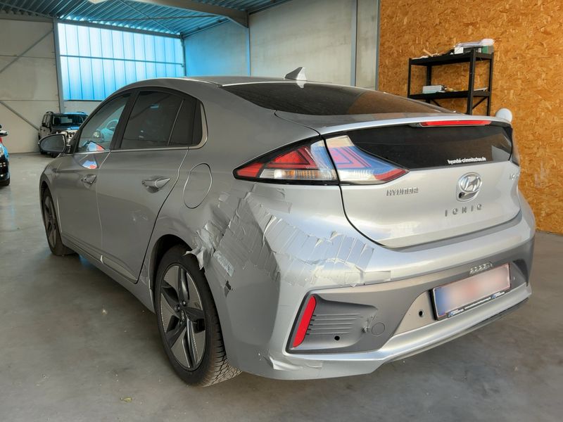 Hyundai IONIQ 1.6 Hybrid Advantage — zdjęcie 3