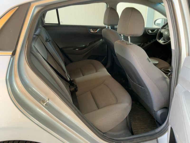 Hyundai IONIQ 1.6 Hybrid Advantage — zdjęcie 14