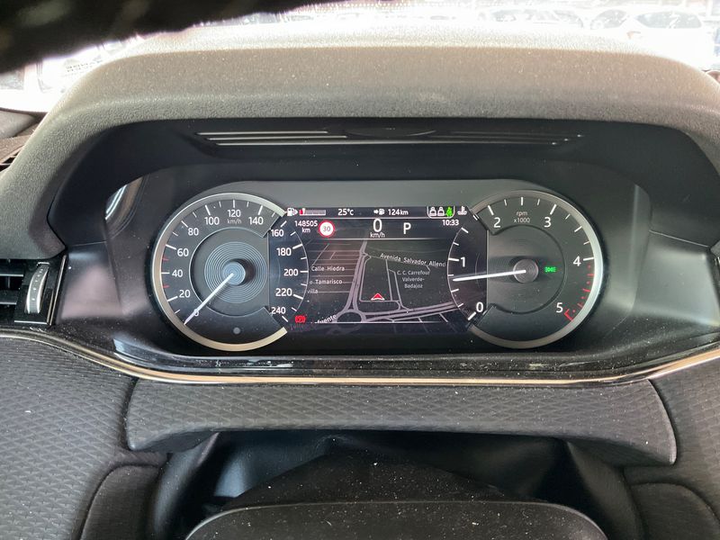Land Rover Evoque D165 Mild-Hybrid R-Dynamic — zdjęcie 13
