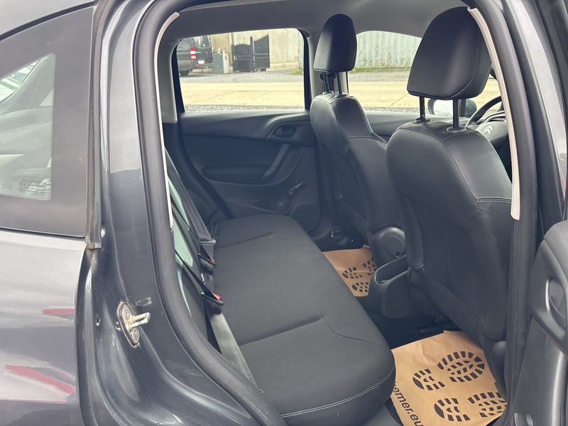 Citroen C3 1.0 VTi Tonic — zdjęcie 13
