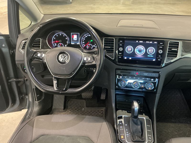 Volkswagen Golf VII Sportsvan 1.5 TSI ACT Highline — zdjęcie 12
