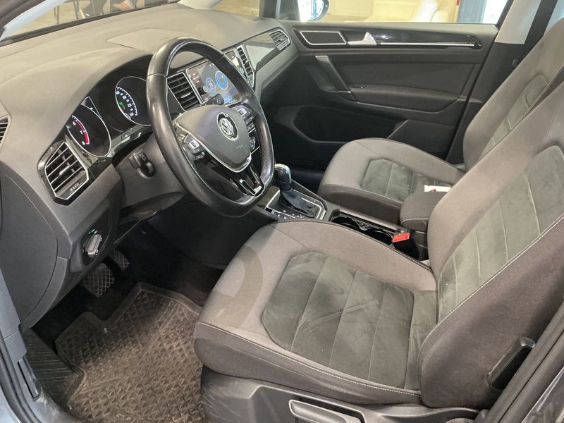 Volkswagen Golf VII Sportsvan 1.5 TSI ACT Highline — zdjęcie 11
