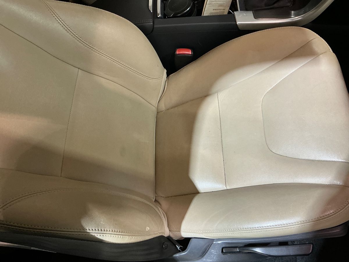 Volvo XC60 2015 — photo 39