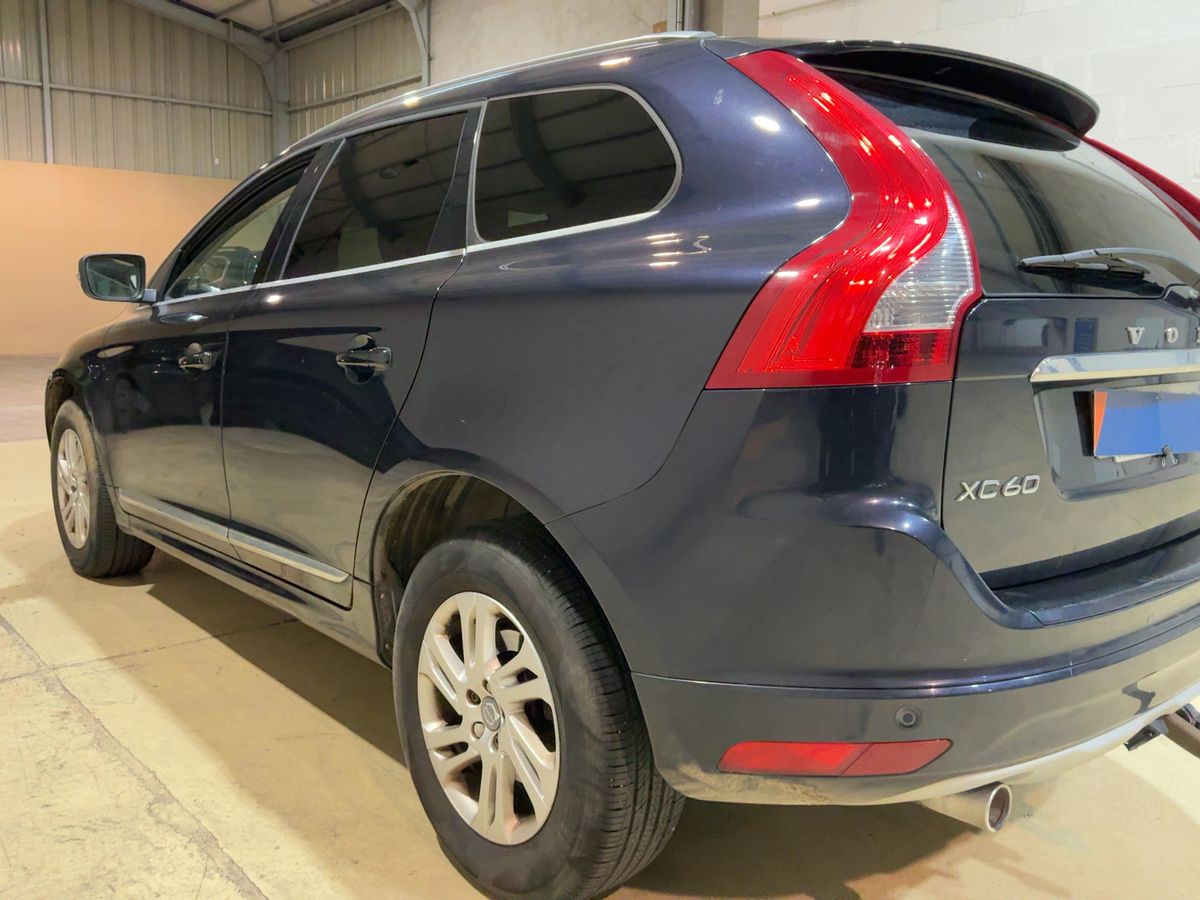 Volvo XC60 2015 — photo 7