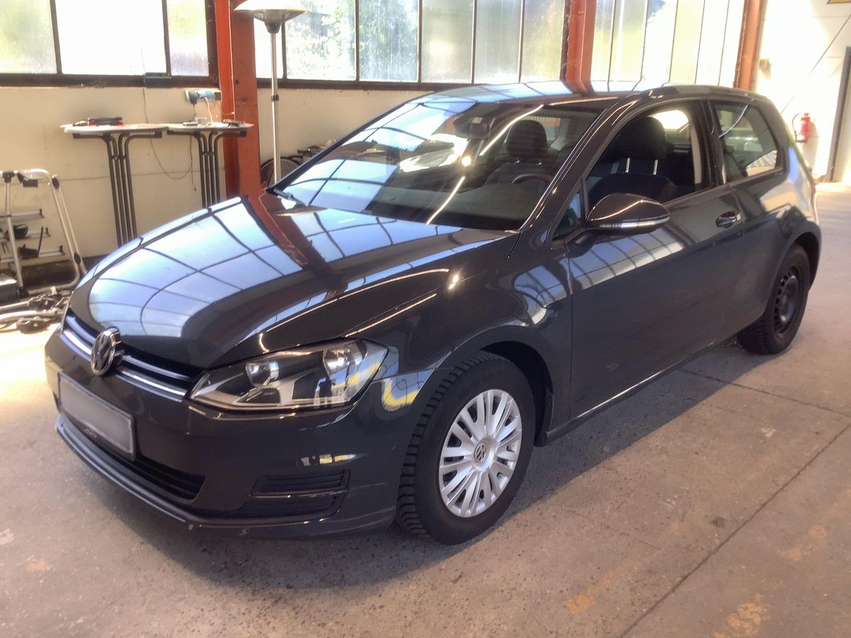 Volkswagen Golf 2015 — photo 1