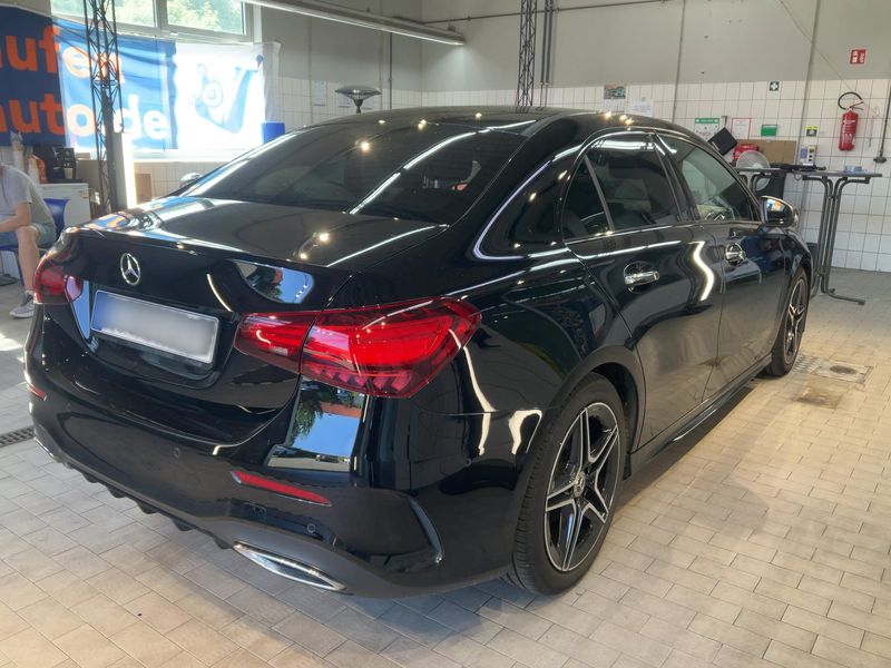 Mercedes-Benz A-Klasse Limousine A 180 Mild-Hybrid AMG Line — zdjęcie 6