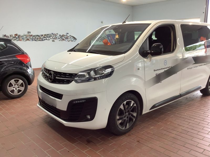Opel Zafira Life 2.0 Diesel M Selection L2 — zdjęcie 2