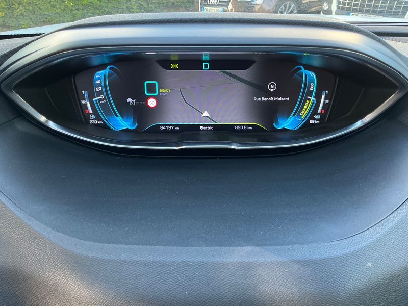Peugeot 3008 1.6 Hybrid 4 300 GT 2020 – снимка 18