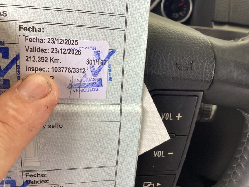 Volkswagen Touareg 3.0 V6 TDI — zdjęcie 16