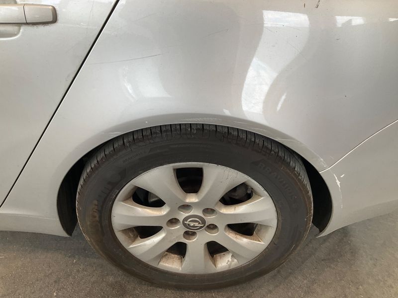 Opel Insignia Sports Tourer 1.6 CDTI DPF Edition 2017 – снимка 30