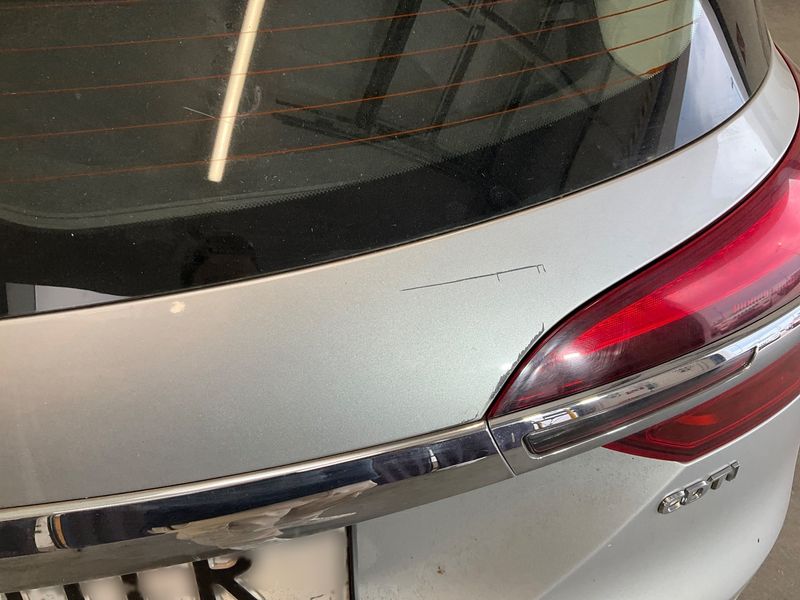 Opel Insignia Sports Tourer 1.6 CDTI DPF Edition 2017 – снимка 33