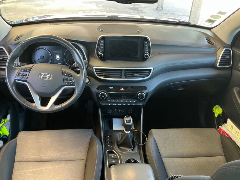 Hyundai Tucson 1.6 CRDi Creative 2WD — zdjęcie 12