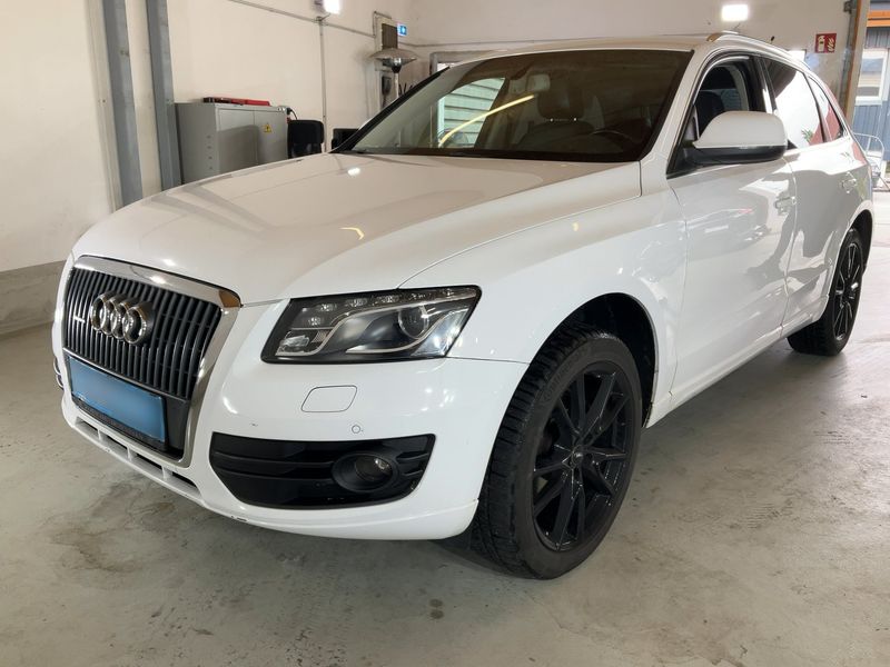 Audi Q5 2.0 TDI quattro 2009 – снимка 1