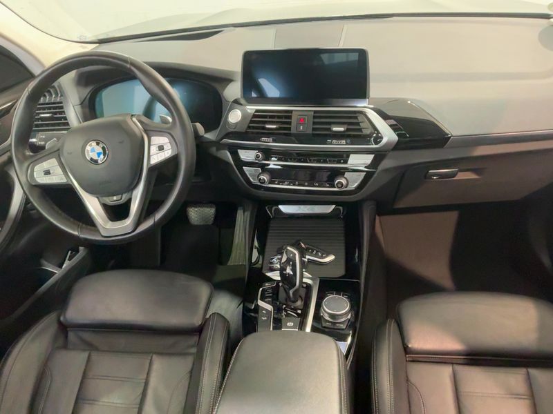 BMW X4 xDrive 30d Mild-Hybrid xLine — zdjęcie 12