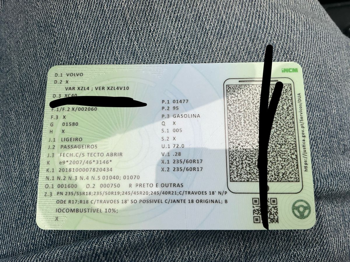 Volvo XC40 1.5 T2 Momentum Core 2WD