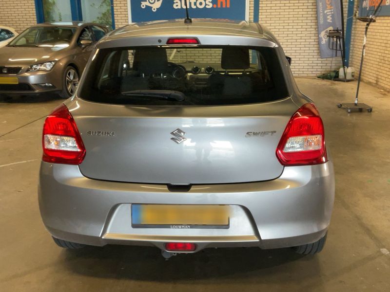 Suzuki Swift 1.2 Comfort — zdjęcie 5