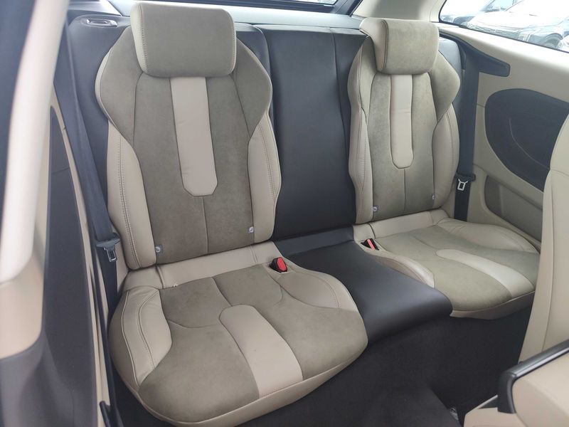 Land Rover Evoque 2.2 Td4 Pure — zdjęcie 13