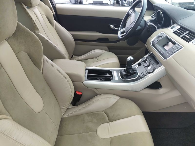 Land Rover Evoque 2.2 Td4 Pure — zdjęcie 10