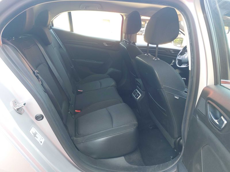 Renault Megane 1.5 dCi Energy Business — zdjęcie 13