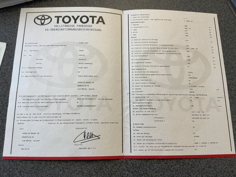 Toyota Auris 1.6 START Edition — zdjęcie 16