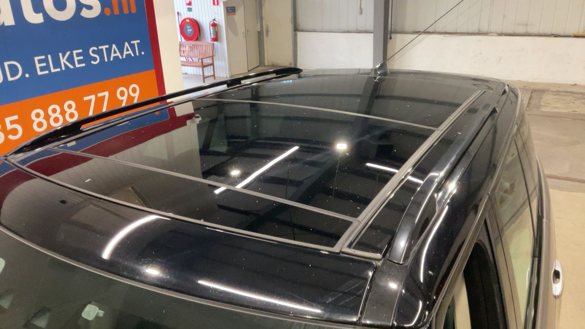 Land Rover 2018 — photo 14