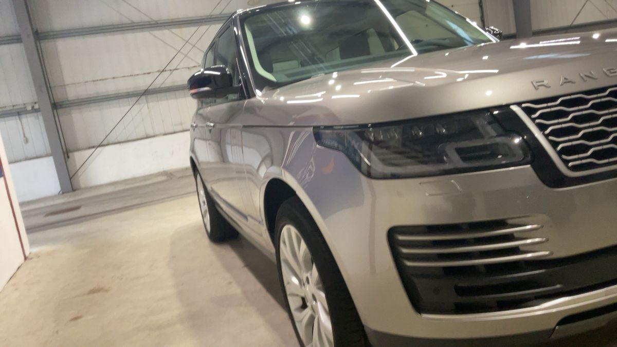 Land Rover 2018 — photo 13