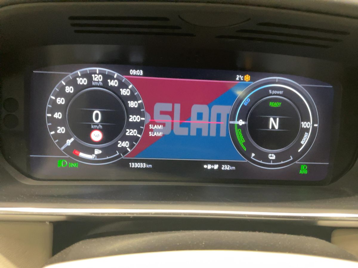 Land Rover 2018 — photo 19