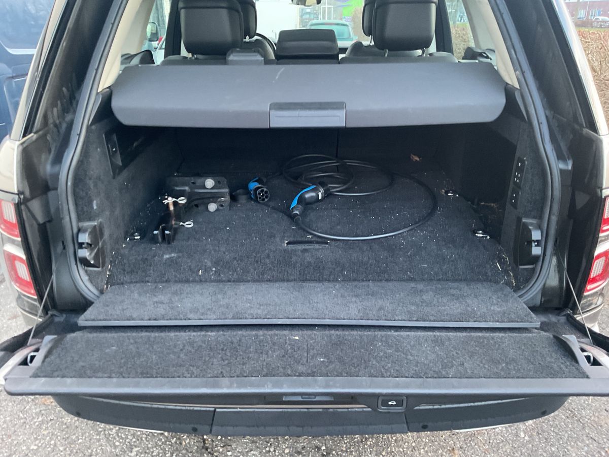 Land Rover 2018 — photo 16