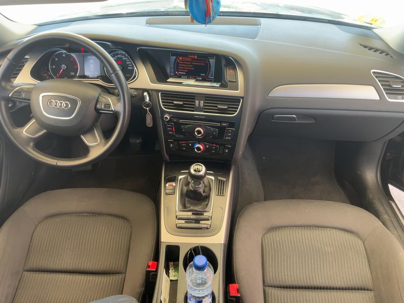 Audi A4 2.0 TDI — zdjęcie 12