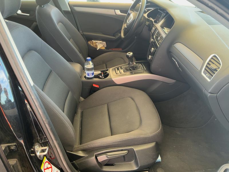 Audi A4 2.0 TDI — zdjęcie 11